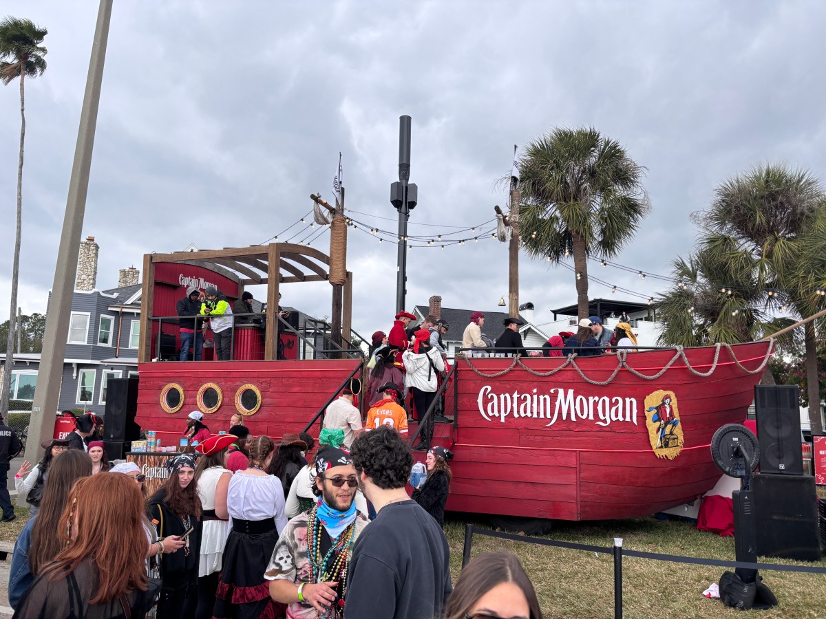My Experience with Tampa’s Gasparilla Pirate&nbsp;Festival